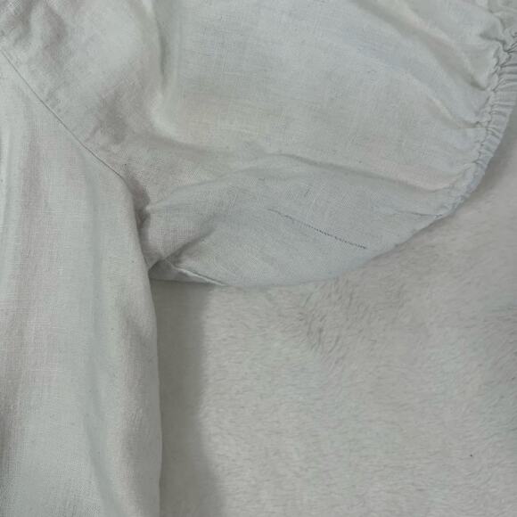 Abercrombie & Fitch White Puff Sleeve Button Front Top Size Small - Picture 5 of 9